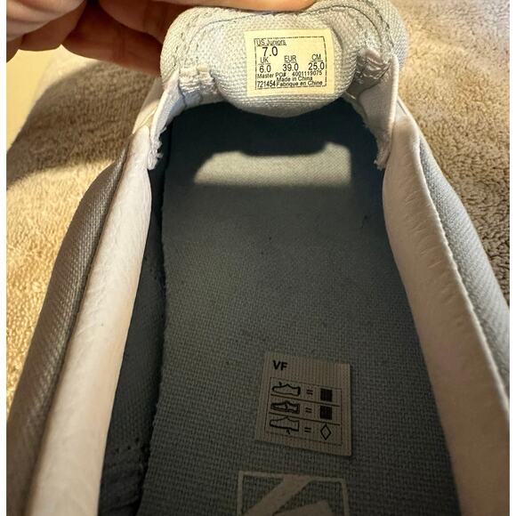 VANS SLIP-ON LIGHT BLUE SEQUINED RAINBOW ON FRONT WOMENS 8.5 JUNIORS 7 EU 39 - Picture 11 of 13